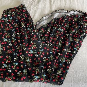 American Eagle - Flare Floral Pants! Size S